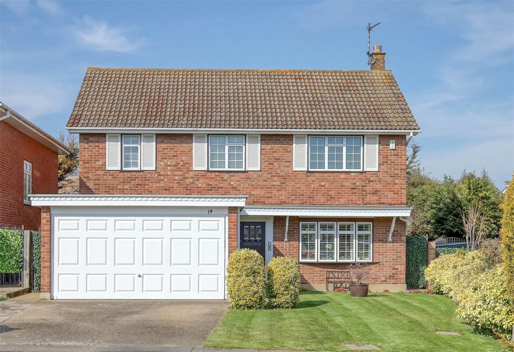 Bovinger Way, Thorpe Bay, Essex, SS1 3SZ