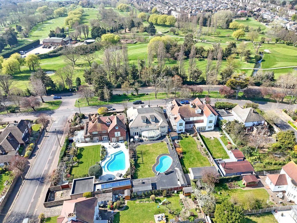 Thorpe Hall Avenue, Thorpe Bay, Essex, SS1 3AR