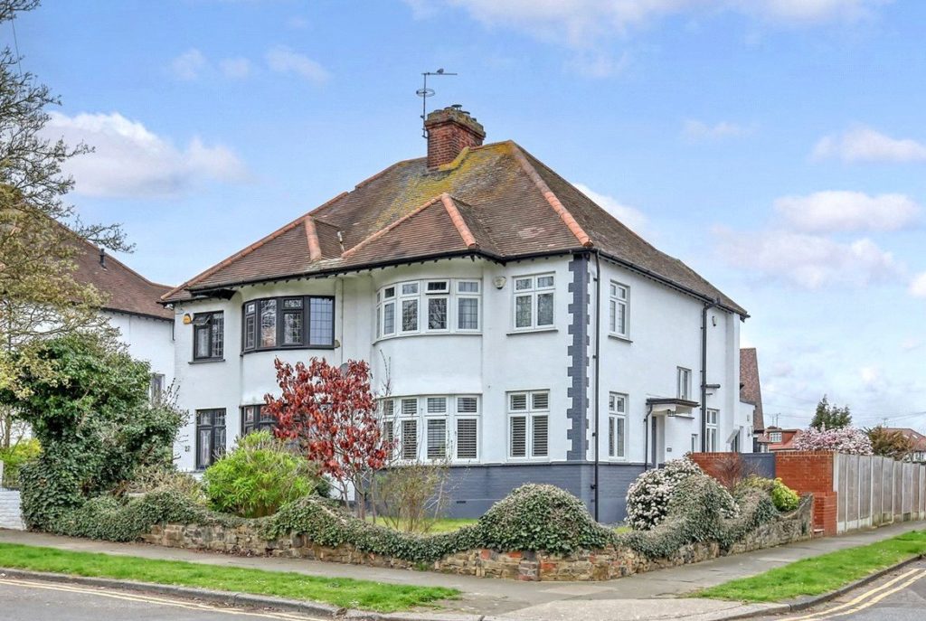 Somerset Avenue, Westcliff-On-Sea, Essex, SS0 0DW
