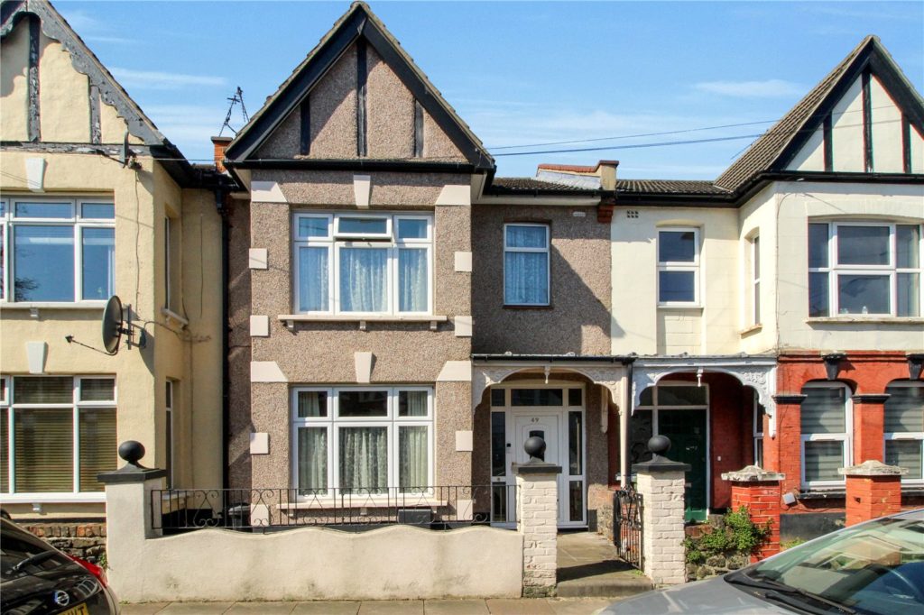 Glenwood Avenue, Westcliff-on-Sea, Essex, SS0 9DJ