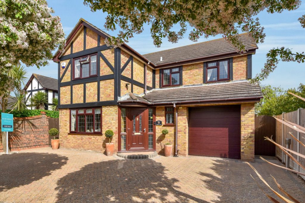 Buckland, Bishopsteignton Location, Shoeburyness, Essex, SS3 8BD