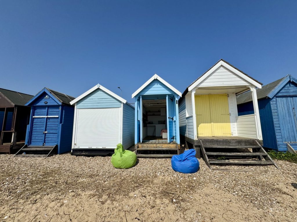 Beach Hut 227, Thorpe Bay, Essex, SS1 3BA