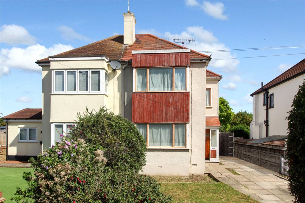 Eastwoodbury Lane, Southend-on-Sea, Essex, SS2 6UY
