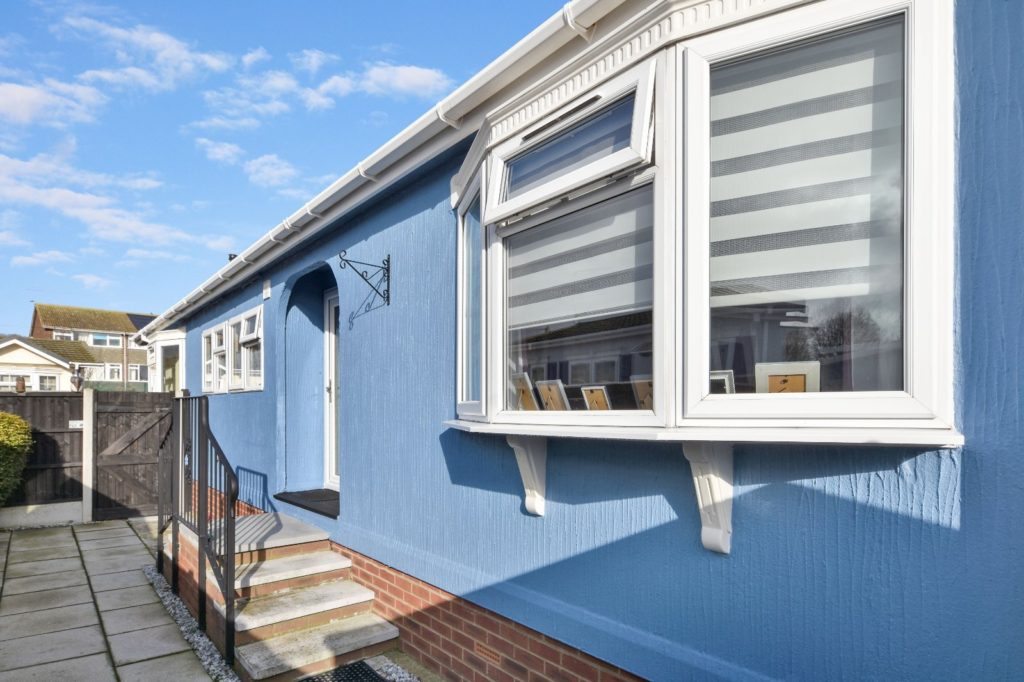 East Beach Park, Tingdene Park Homes, Shoeburyness, Essex, SS3 9SG