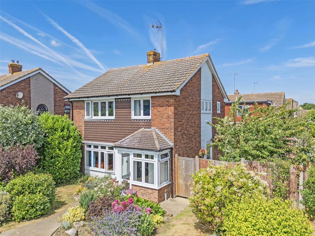 Whitehall Road, Great Wakering, Essex, SS3 0AA
