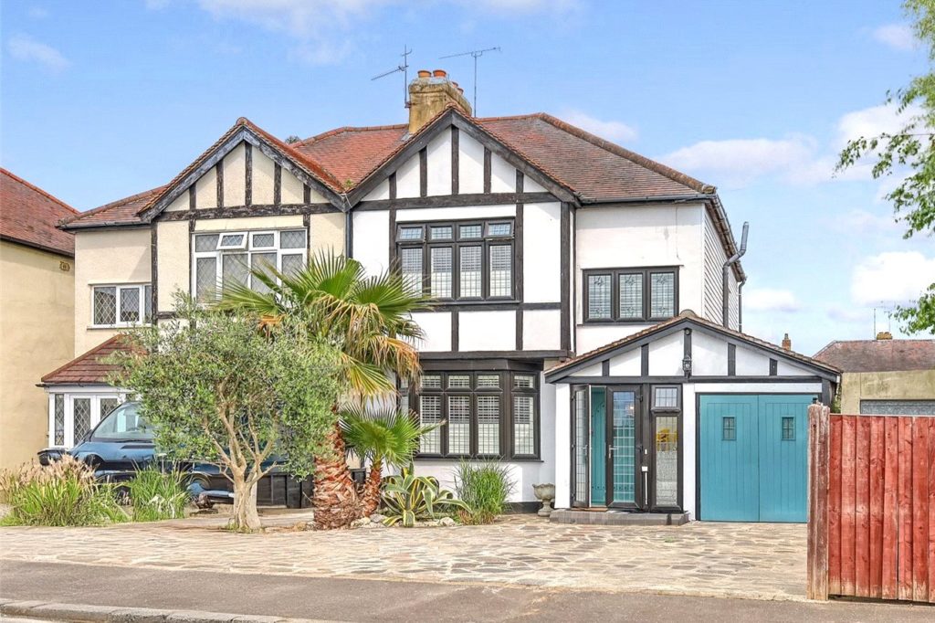 Beverley Gardens, Southend-on-Sea, Essex, SS2 6RS
