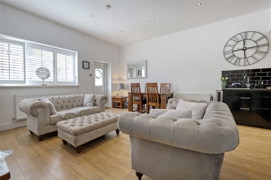 South Avenue, Southend-on-Sea, Essex, SS2 4HX