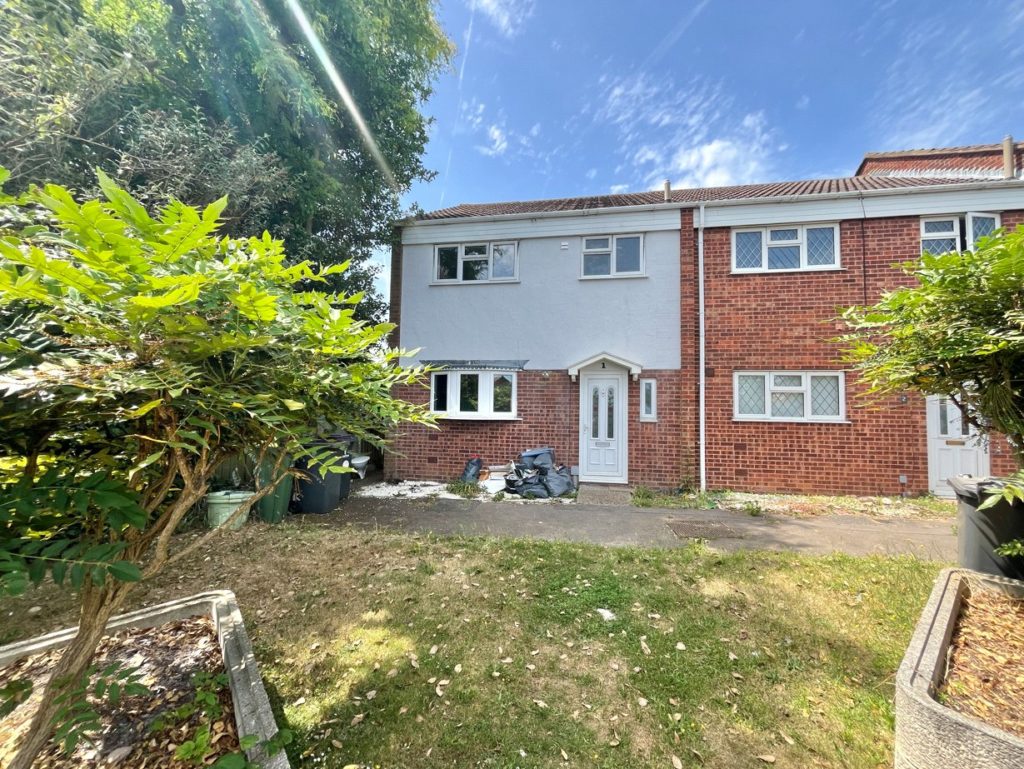 Hambro Close, Rayleigh, Essex, SS6 8BZ