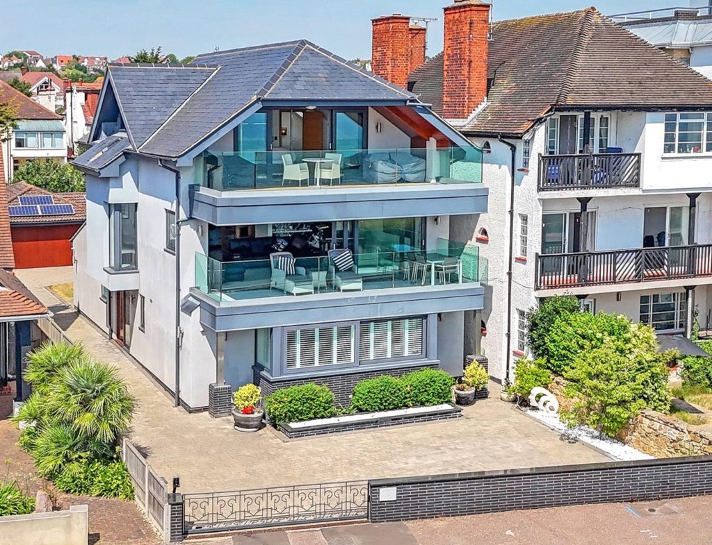 Chalkwell Esplanade, Chalkwell, Essex, SS0 8JQ