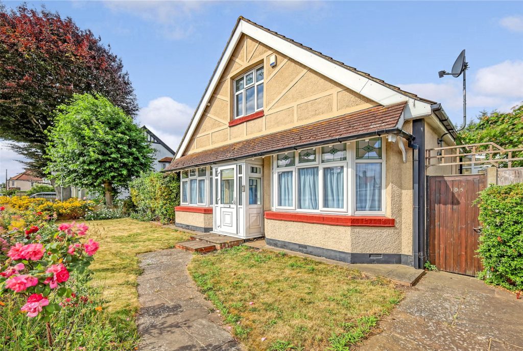 Hamstel Road, Southend-on-Sea, Essex, SS2 4LA