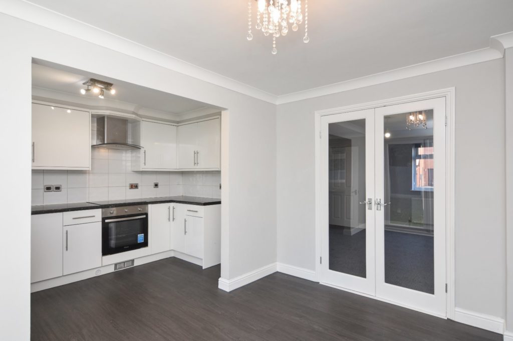 Shillingstone, Bishopsteignton Location, Shoeburyness, Essex, SS3 8BY