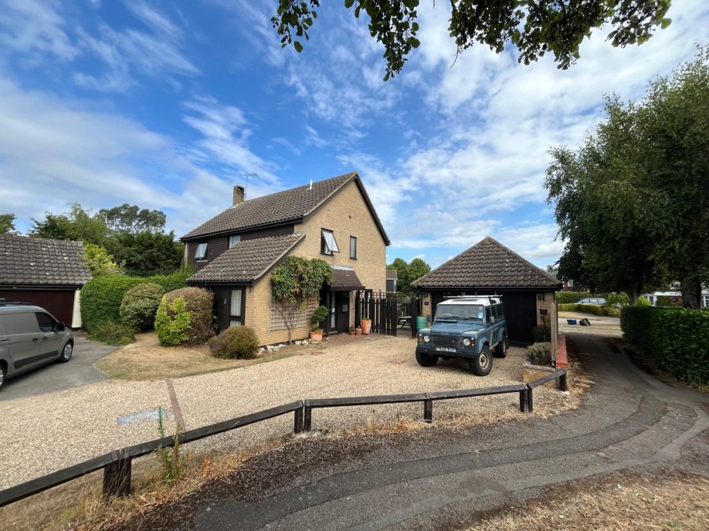 Challacombe, Southend-on-Sea, Essex, SS1 3TY