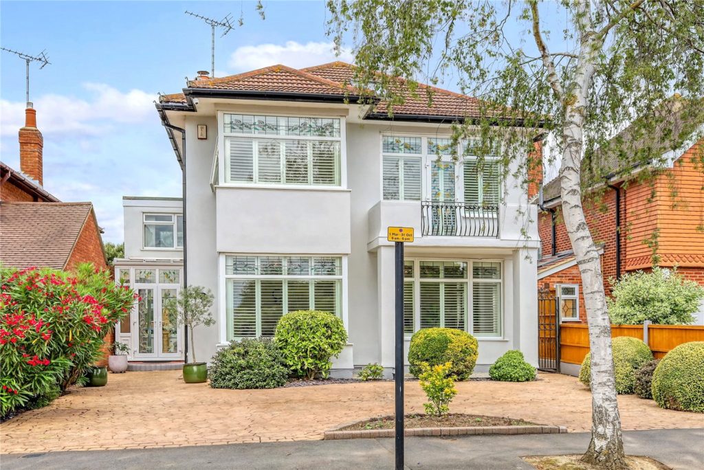 Colbert Avenue, Thorpe Bay, Essex, SS1 3BH