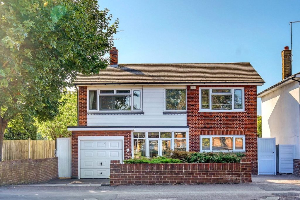 Southchurch Boulevard, Thorpe Bay Borders, Essex, SS2 4UX