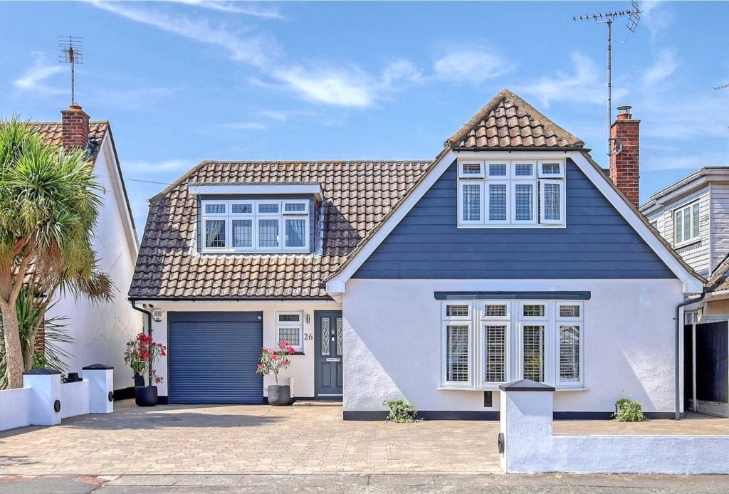 Cherrybrook, Thorpe Bay, Essex, SS1 3QZ