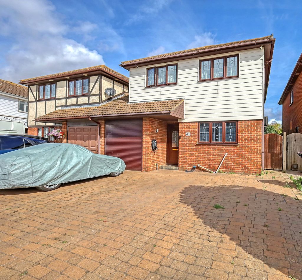 Seaview Drive, Great Wakering, Southend-on-Sea, Essex, SS3 0BE