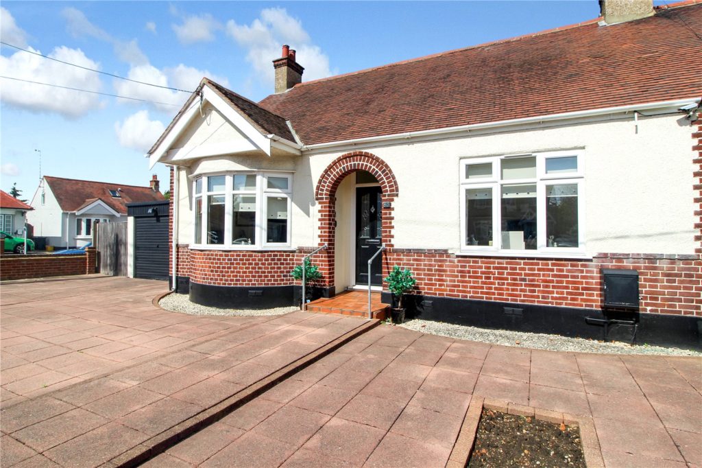 New Road, Benfleet, Essex, SS7 2RG