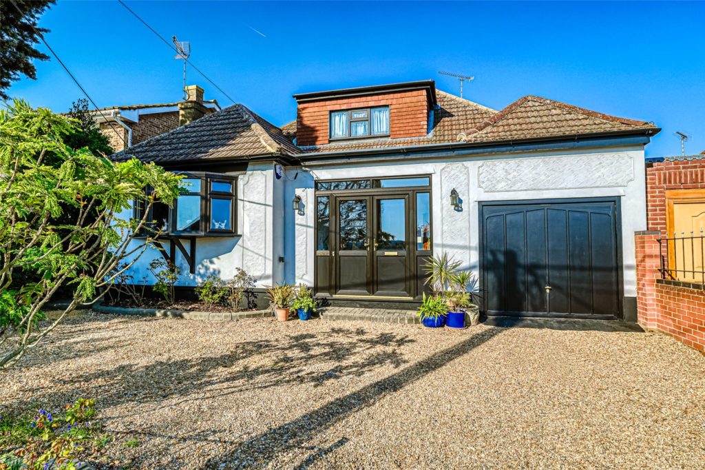 Eastwood Road, Rayleigh, Essex, SS6 7LH