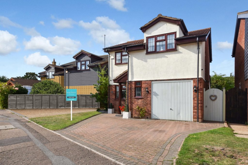 Staplegrove, Shoeburyness, Essex, SS3 8AQ