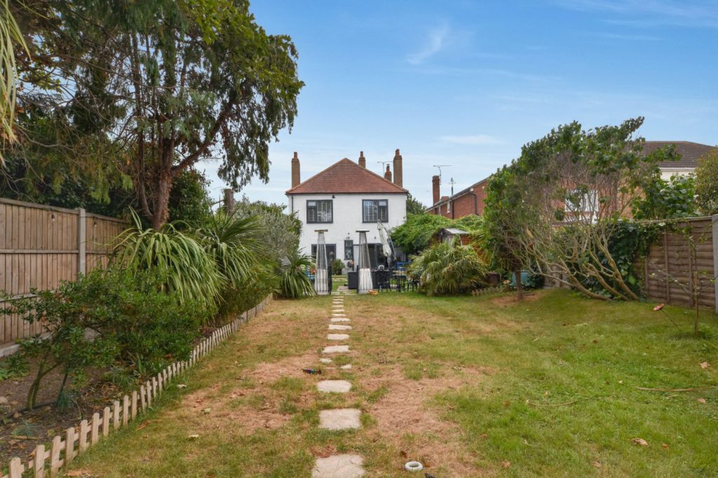 Church Road, Shoeburyness, Essex, SS3 9ET