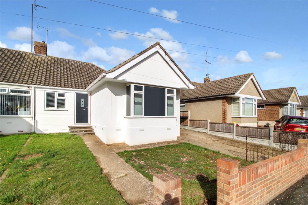 Hudson Crescent, Leigh-on-Sea, Essex, SS9 5XT
