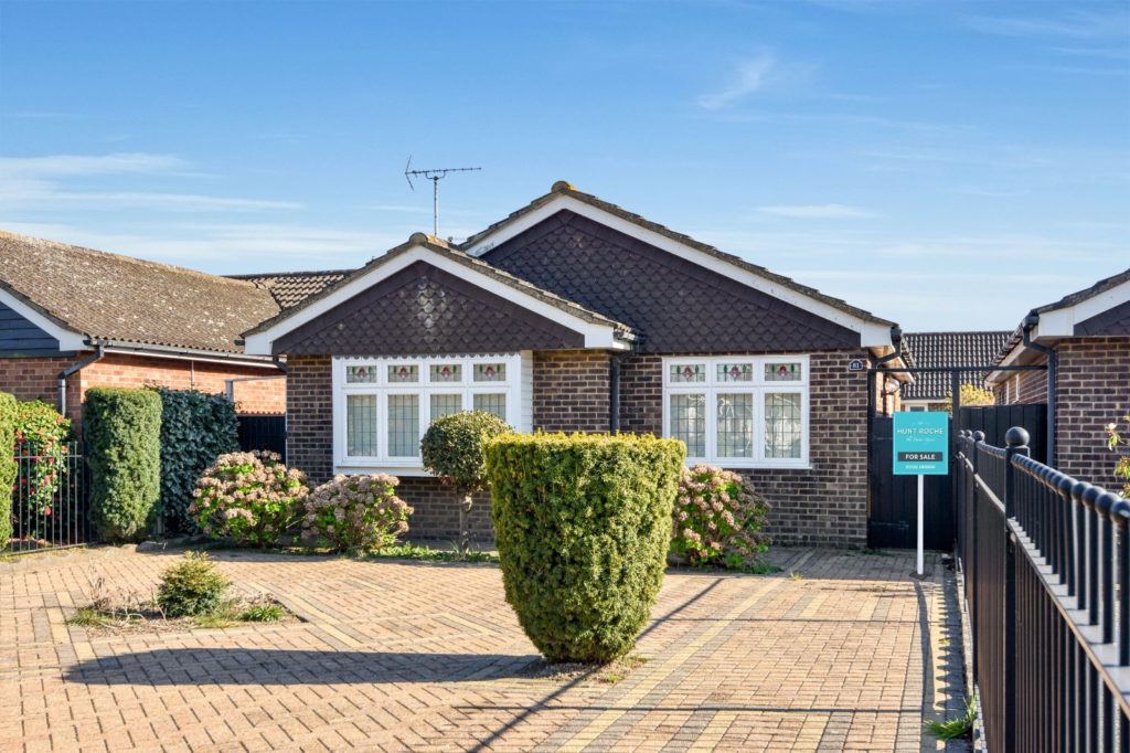 Aylesbeare, Bishopsteignton Location, Shoeburyness, Essex, SS3 8AG