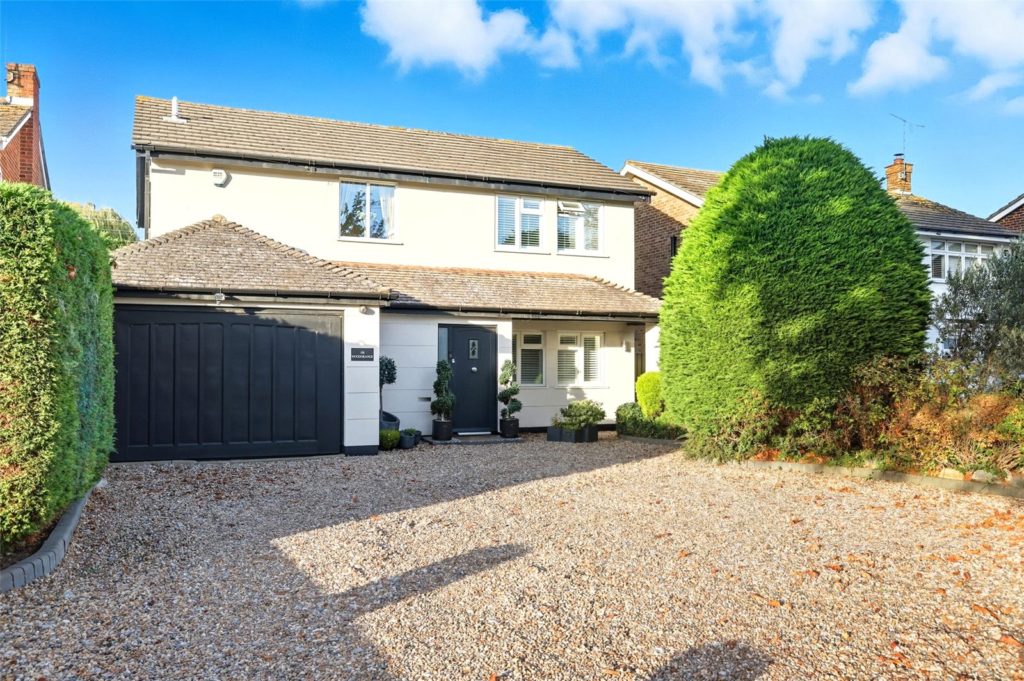 Woodgrange Drive, Thorpe Bay, Essex, SS1 3EJ