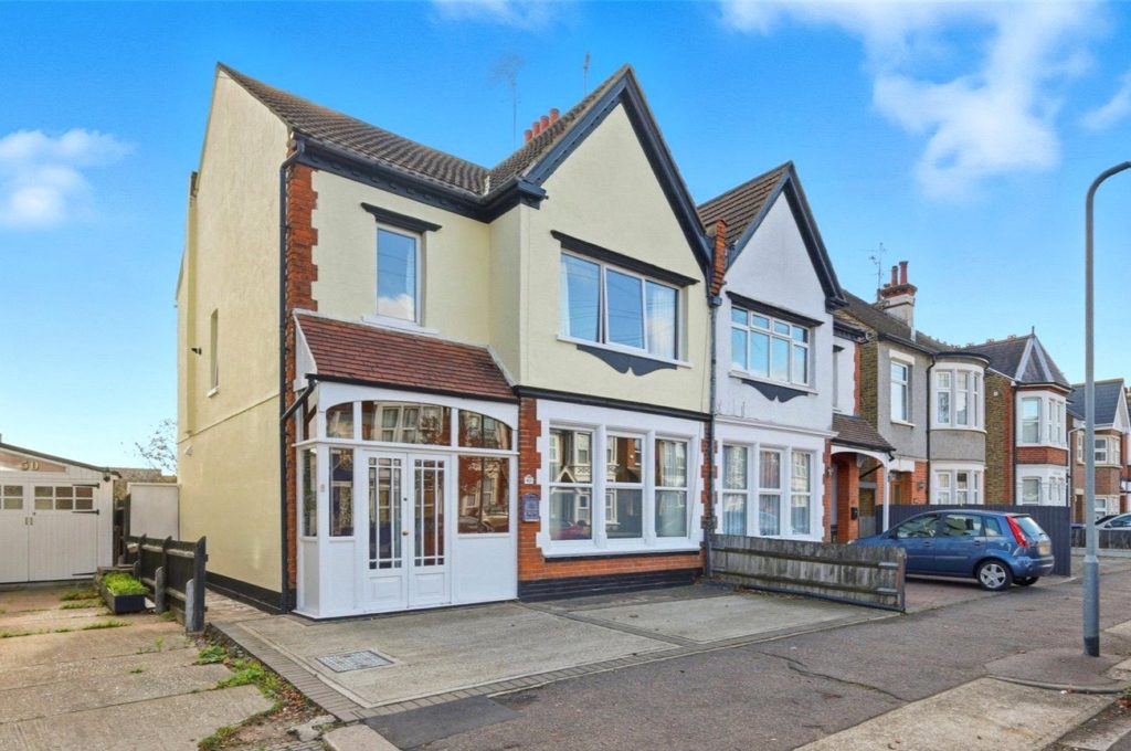 Boscombe Road, Southend-on-Sea, Essex, SS2 5JD