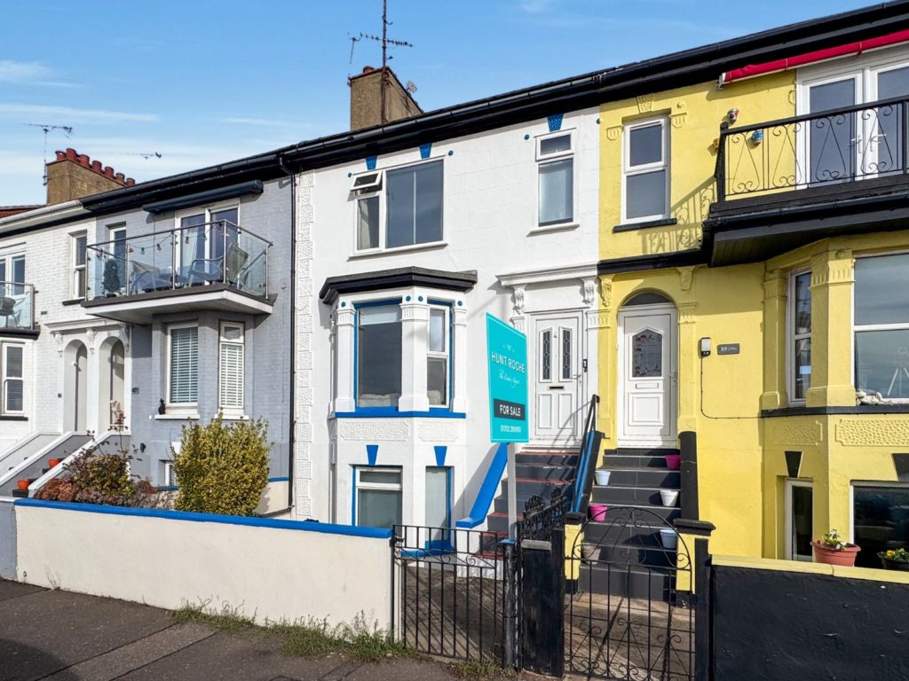 Eastern Esplanade, ** Seafront Residence **, Southend-On-Sea, Essex, SS1 2YT