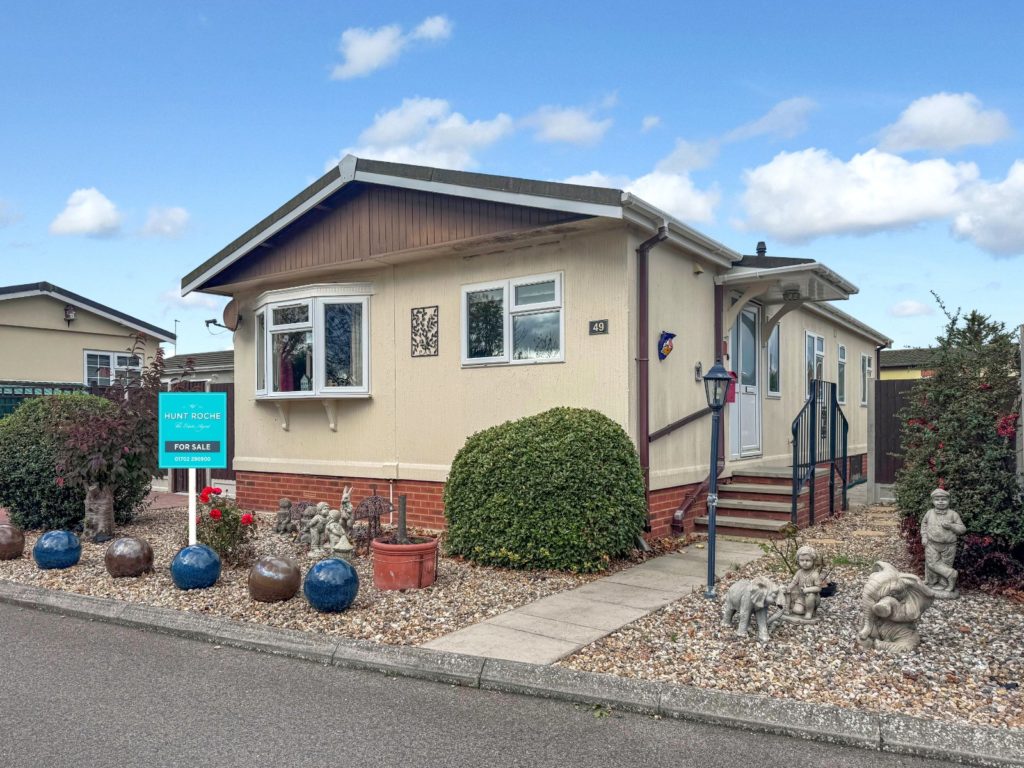 East Beach Park, Tingdene Park – Semi Retirement Living, Shoeburyness, Essex, SS3 9SG