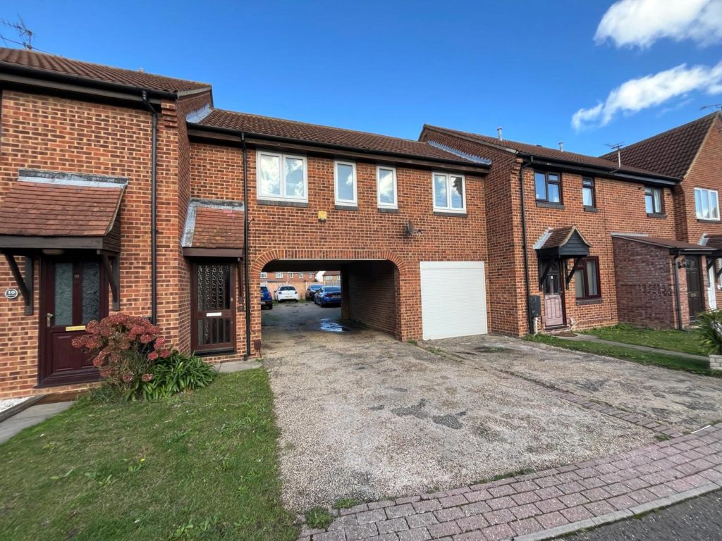 Woodcotes, Shoeburyness, Southend-on-Sea, Essex, SS3 8XH