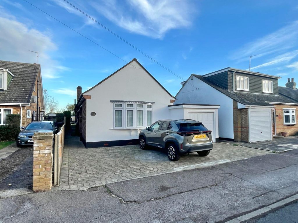 Alexandra Road, Great Wakering, Southend-on-Sea, Essex, SS3 0HN