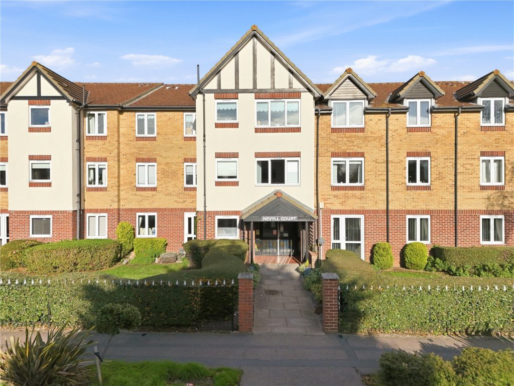 Station Road, Southend-on-Sea, Essex, SS1 3UE