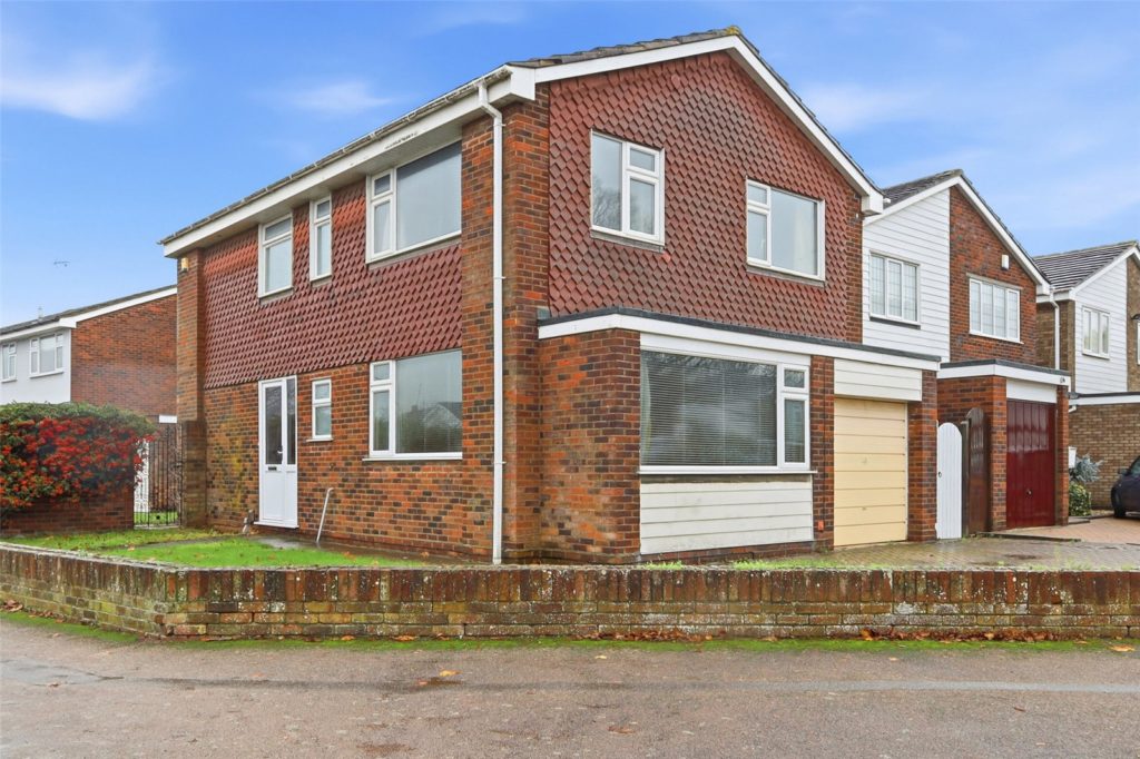 Barnstaple Road, Thorpe Bay, Essex, SS1 3PW