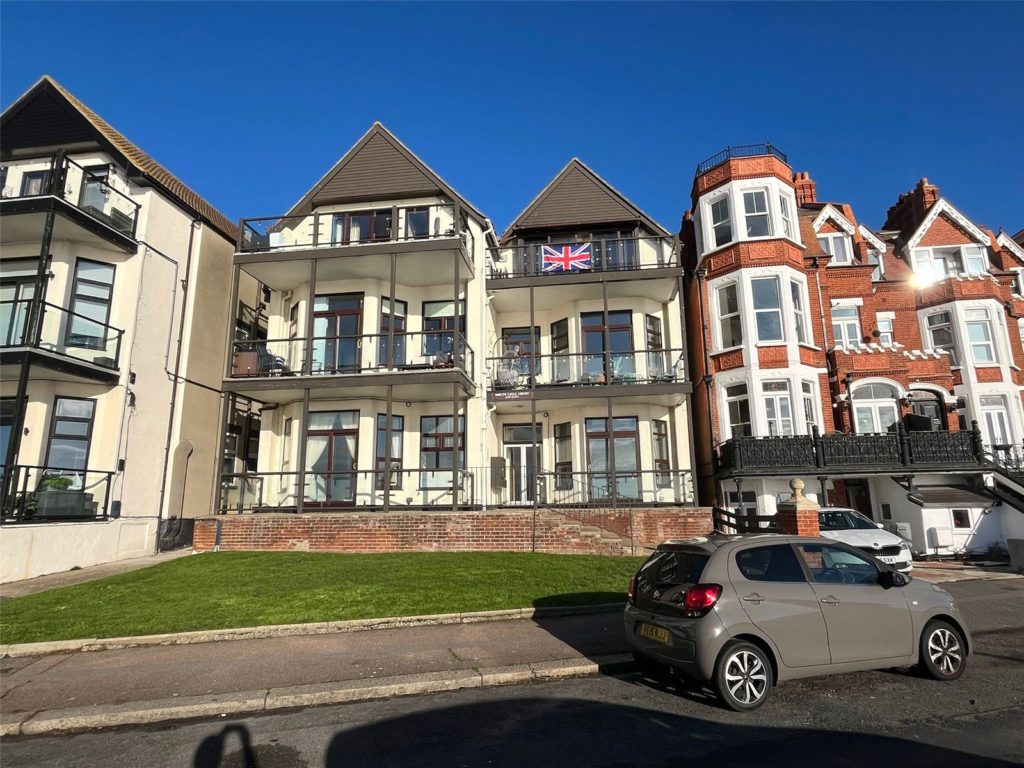 Mount Liell Court East, The Leas, Westcliff-on-Sea, Essex, SS0 8HH