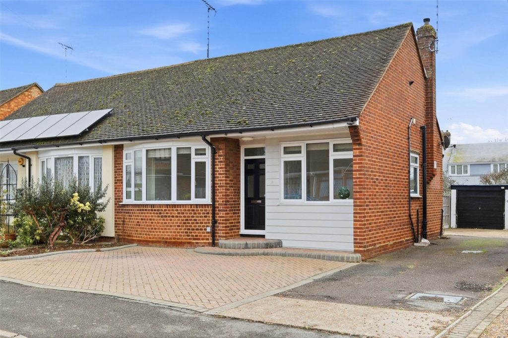 Craven Close, Rochford, Essex, SS4 3DD