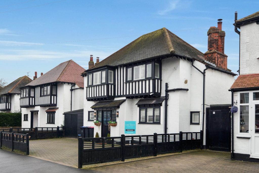 Caulfield Road, Shoeburyness, Essex, SS3 9LN