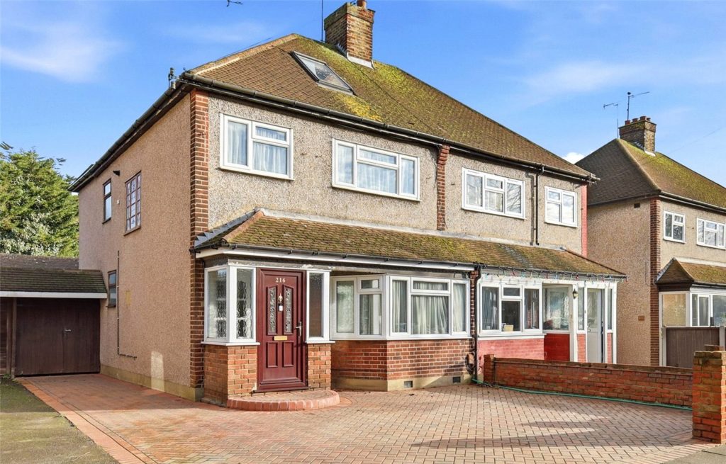 Bournemouth Park Road, Southend-on-Sea, Essex, SS2 5LU