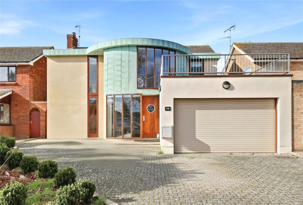 Willingale Way, Thorpe Bay, Essex, SS1 3SX