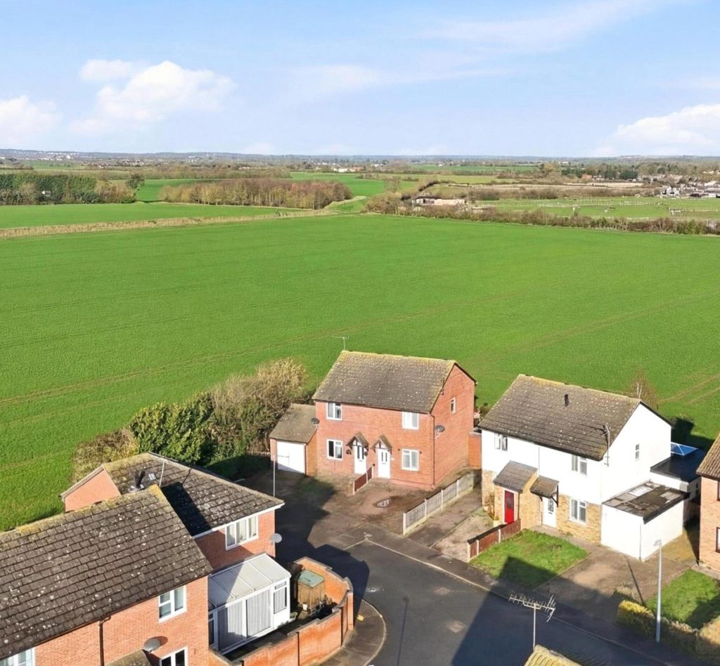 Havenside, Little Wakering, Southend-on-Sea, Essex, SS3 0JT