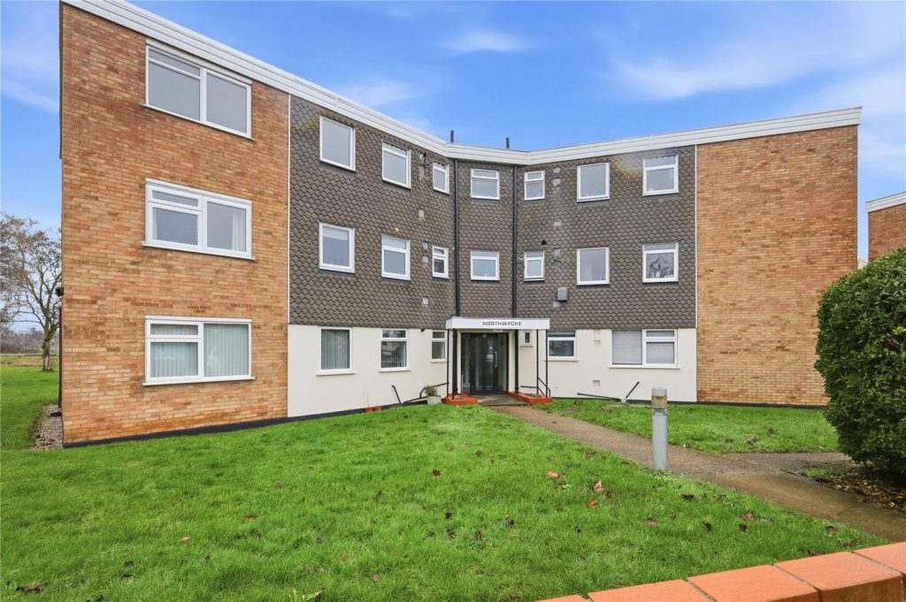 Northwycke, Southchurch Boulevard, Thorpe Bay Borders, Essex, SS2 4UU