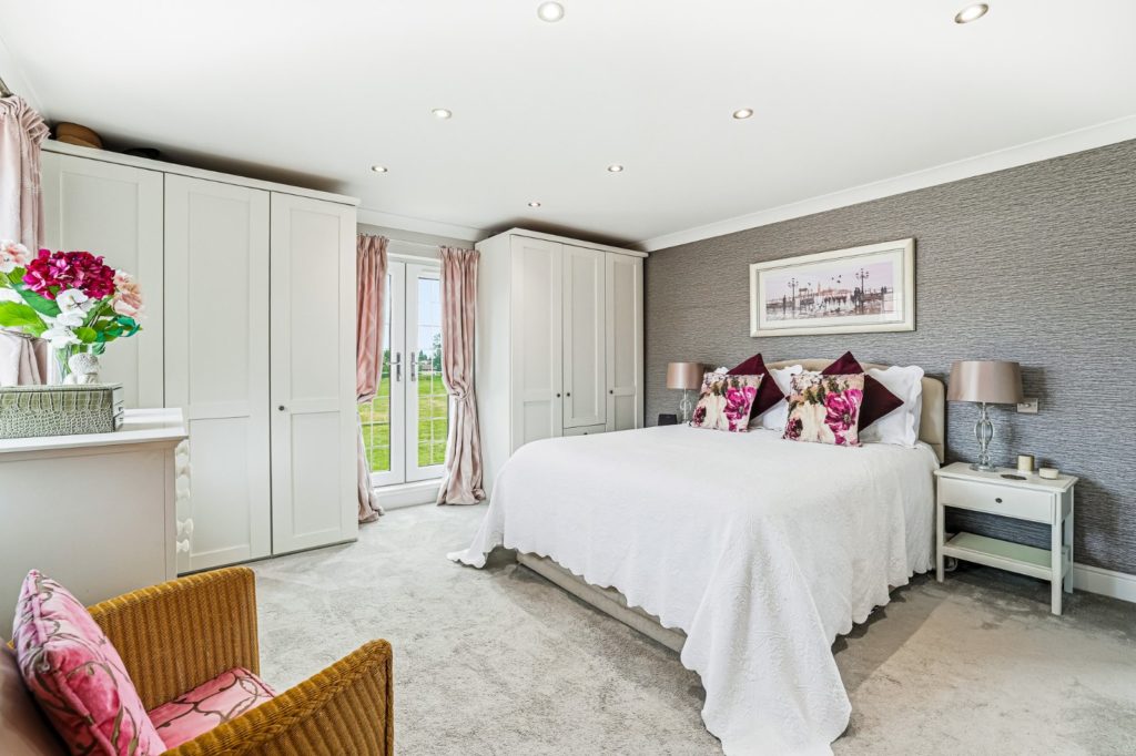 Chertsey Close, North Shoebury, Shoeburyness, Essex, SS3 8YH