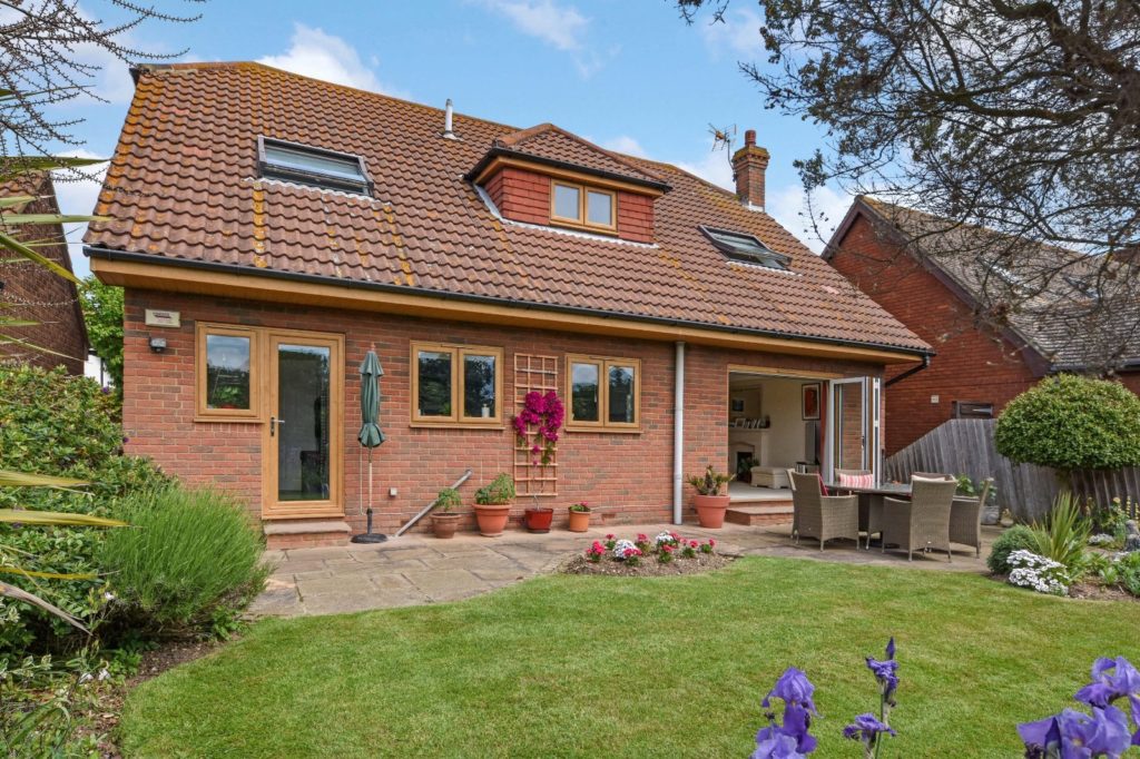 Knollcroft, Shoeburyness, Essex, SS3 9JY