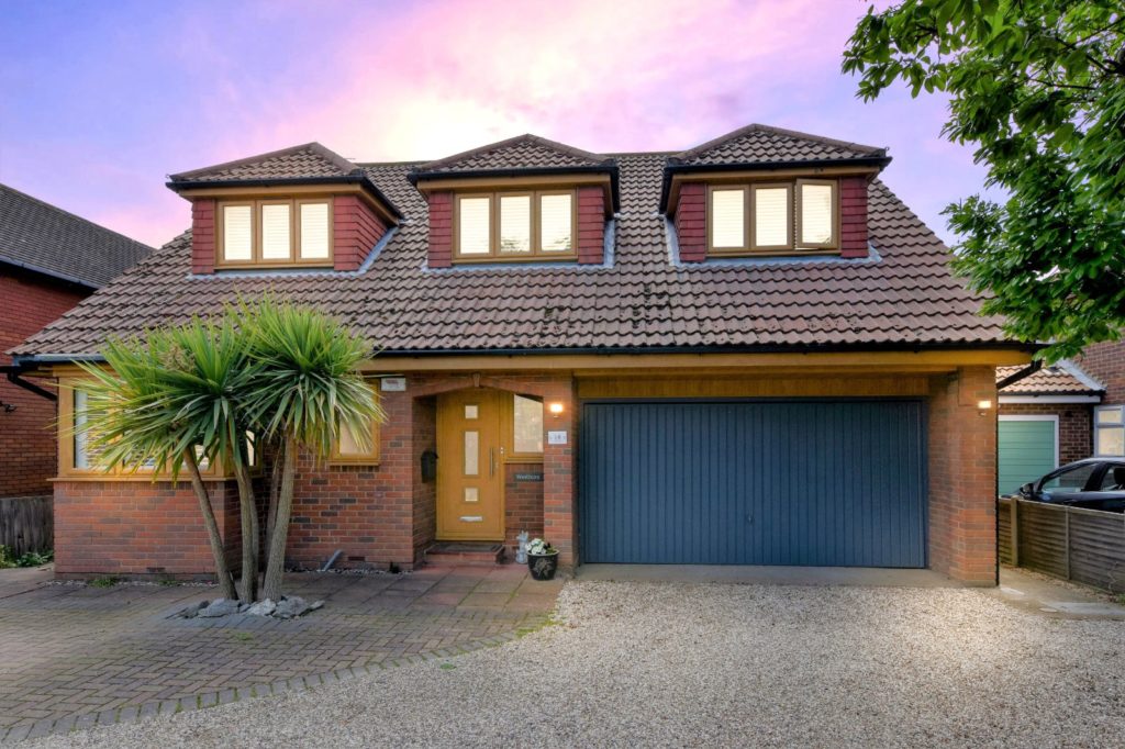 Knollcroft, Shoeburyness, Essex, SS3 9JY