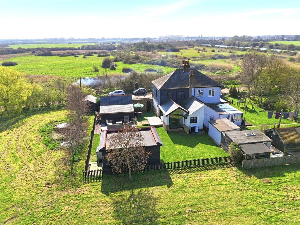 Church Road, Barling Magna, Essex, SS3 0LT