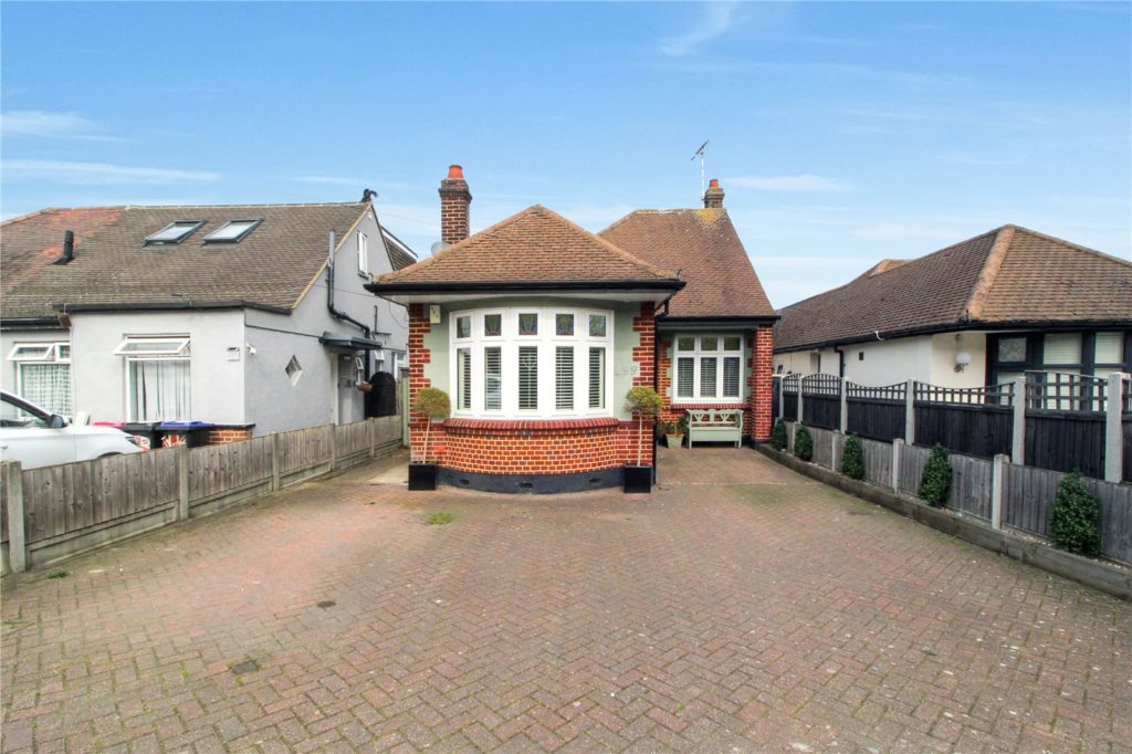 Carlingford Drive, Westcliff-on-Sea, Essex, SS0 0SE