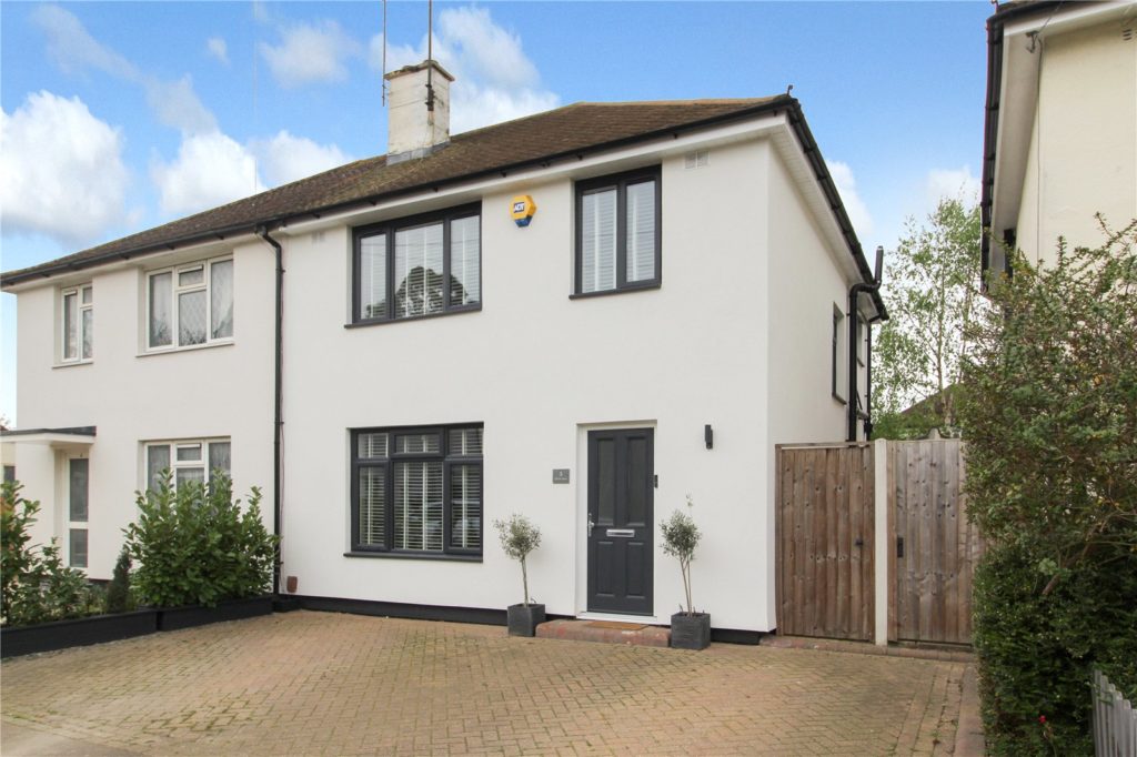 Tiptree Close, Leigh-on-Sea, Essex, SS9 4BA