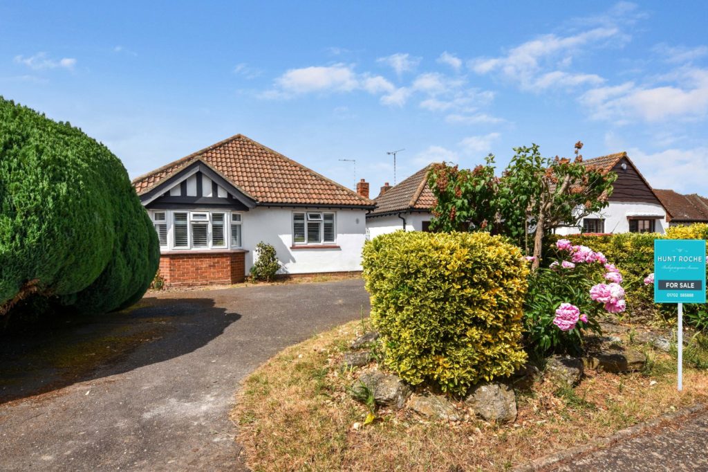 Bickenhall, Bishopsteignton Location, Shoeburyness, Essex, SS3 8AT