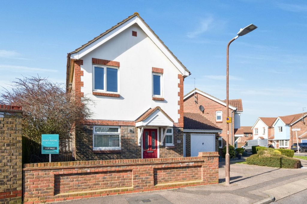 Frobisher Way, North Shoebury, Shoeburyness, Essex, SS3 8UT