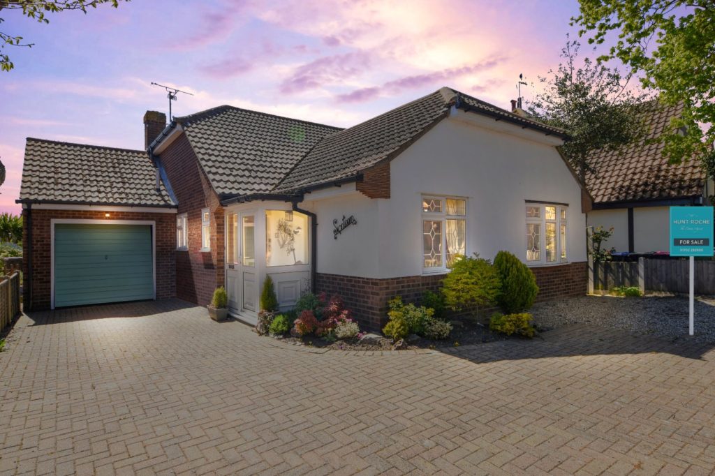 Knollcroft, South Shoebury, Shoeburyness, Essex, SS3 9JY